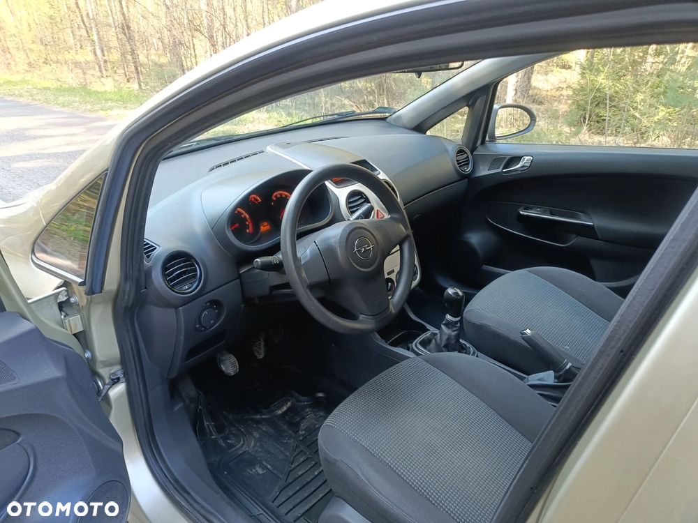 Opel Corsa 1.2 16V Enjoy - 7