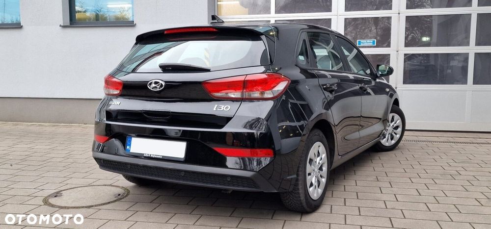 Hyundai i30 1.5 DPI Classic + - 4