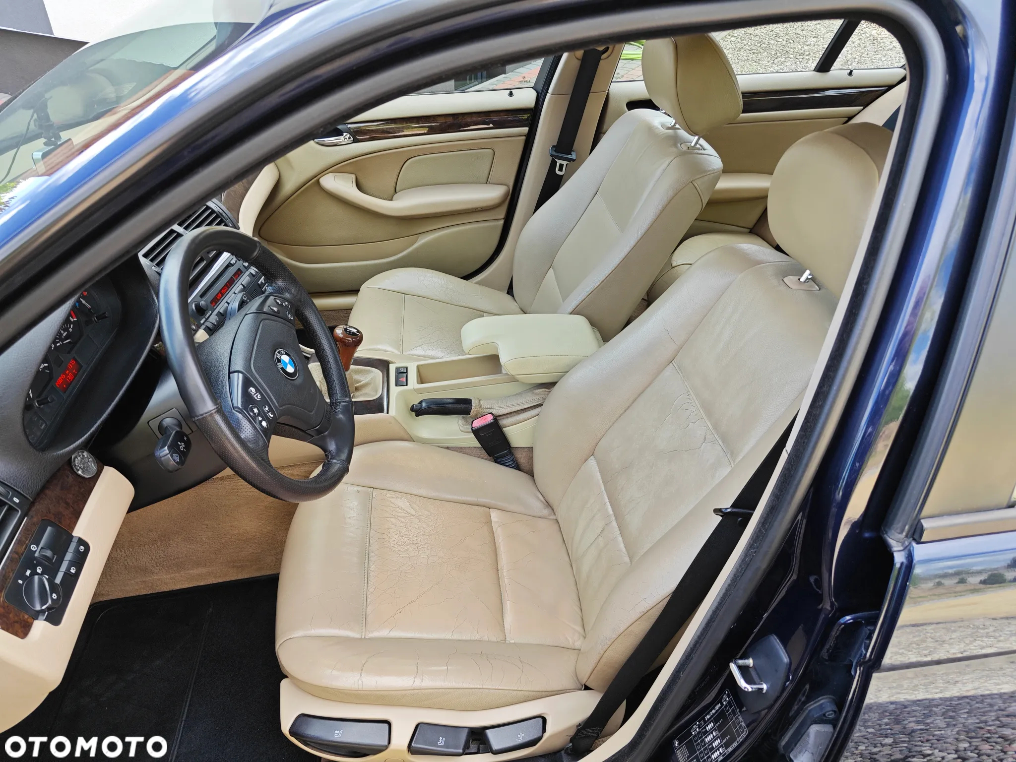 BMW Seria 3 320d - 12