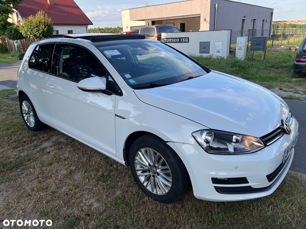 Volkswagen Golf 1.2 TSI BlueMotion Technology Cup - 20