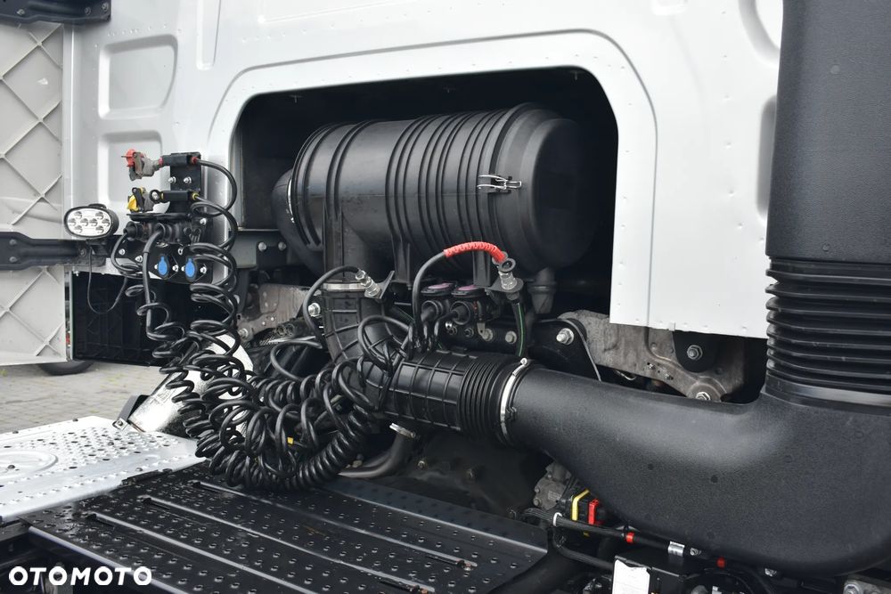 Ford F-MAX 500 // RETARDER //  KLIMA POSTOJOWA // METALIK // XENON // FULL LED // - 24