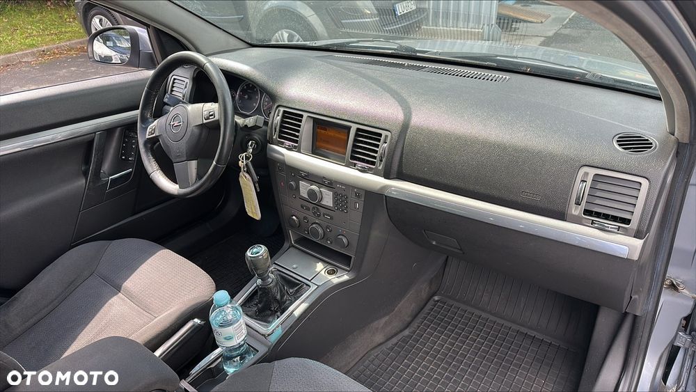 Opel Vectra 1.9 CDTI DPF Cosmo - 15