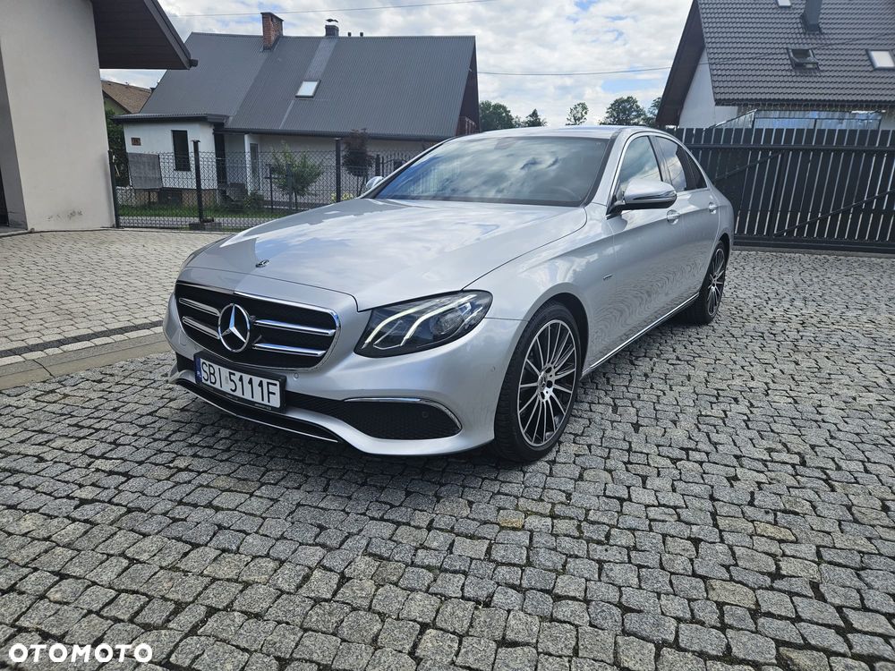 Mercedes-Benz Klasa E 220 d 9G-TRONIC - 4