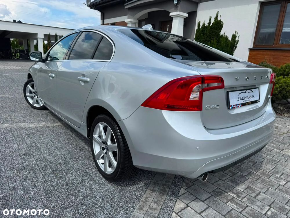 Volvo S60 D2 Momentum - 22