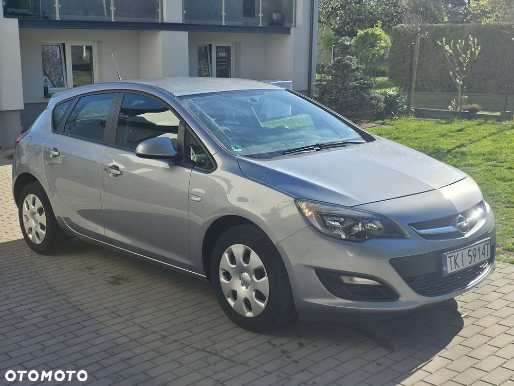 Opel Astra - 2