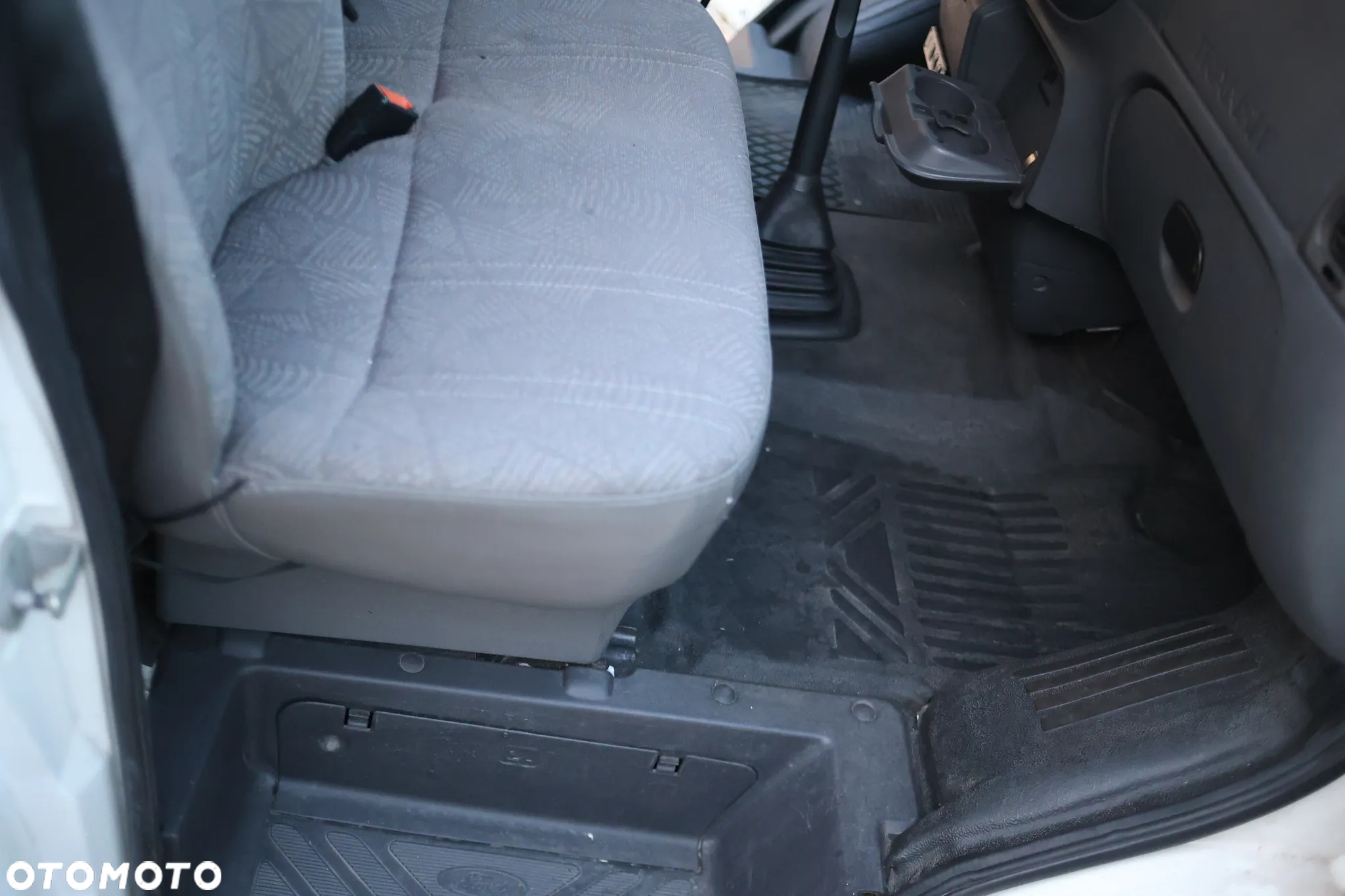 Ford Transit - 8