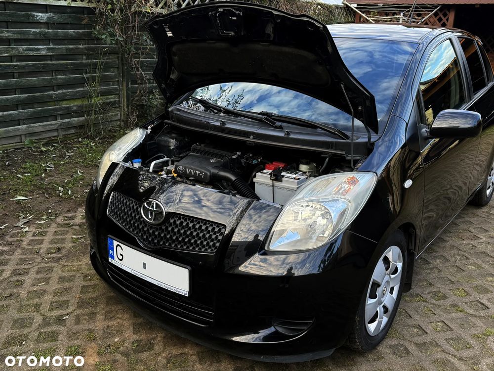 Toyota Yaris 1.3 Edition S - 30