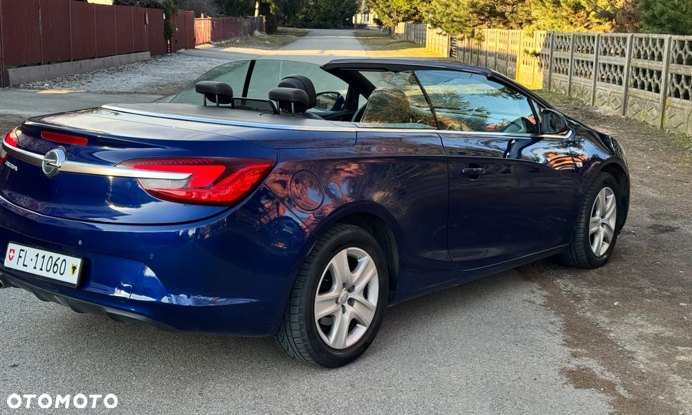 Opel Cascada 1.4 Turbo (ecoFLEX) Start/Stop Edition - 22