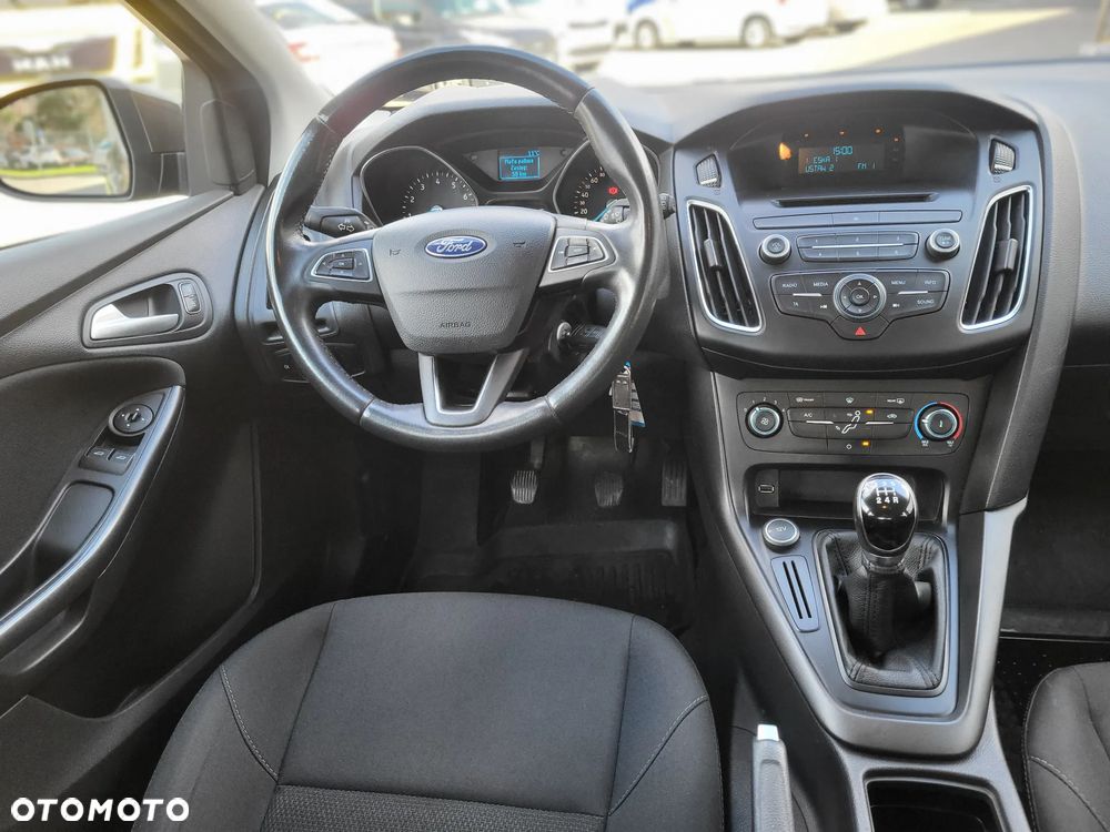 Ford Focus 1.6 Trend - 6