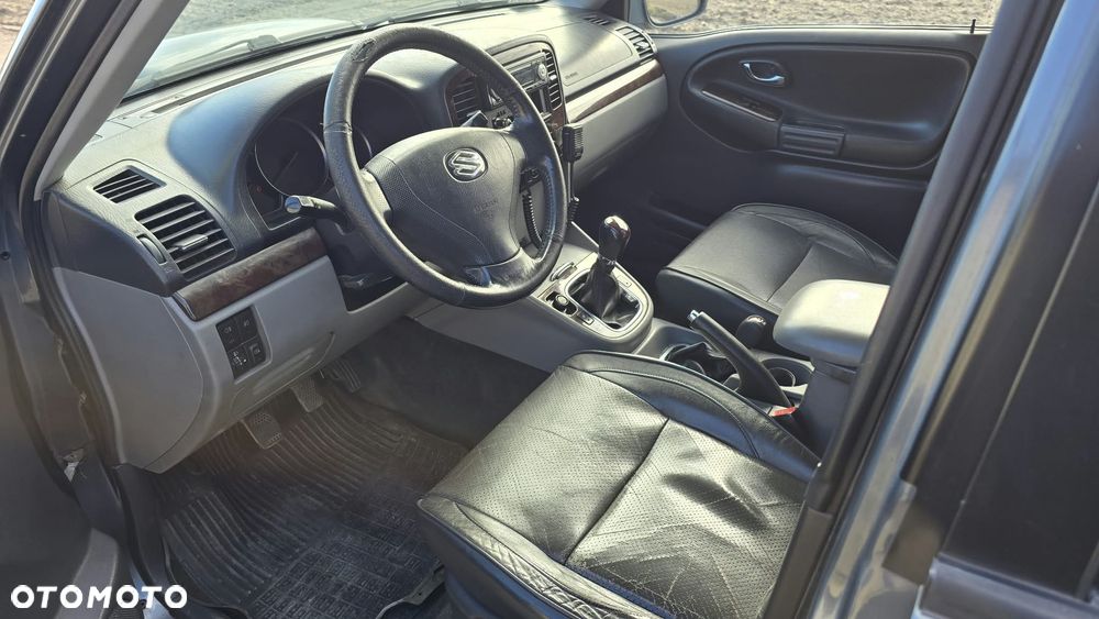 Suzuki Grand Vitara - 6