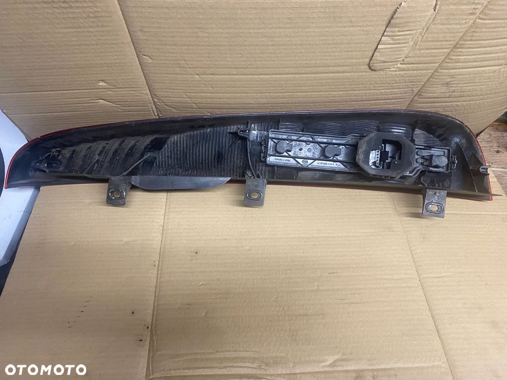 LAMPA TYLNA PRAWA MERCEDES VANEO W414 A4148200064 - 9