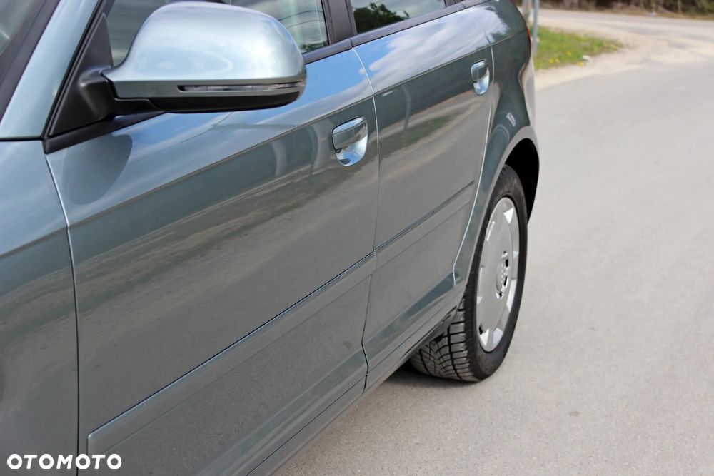 Audi A3 Sportback 1.6 Ambiente - 15
