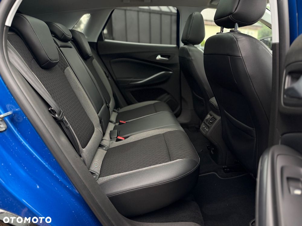 Opel Grandland X 1.6 D Start/Stop Business INNOVATION - 28