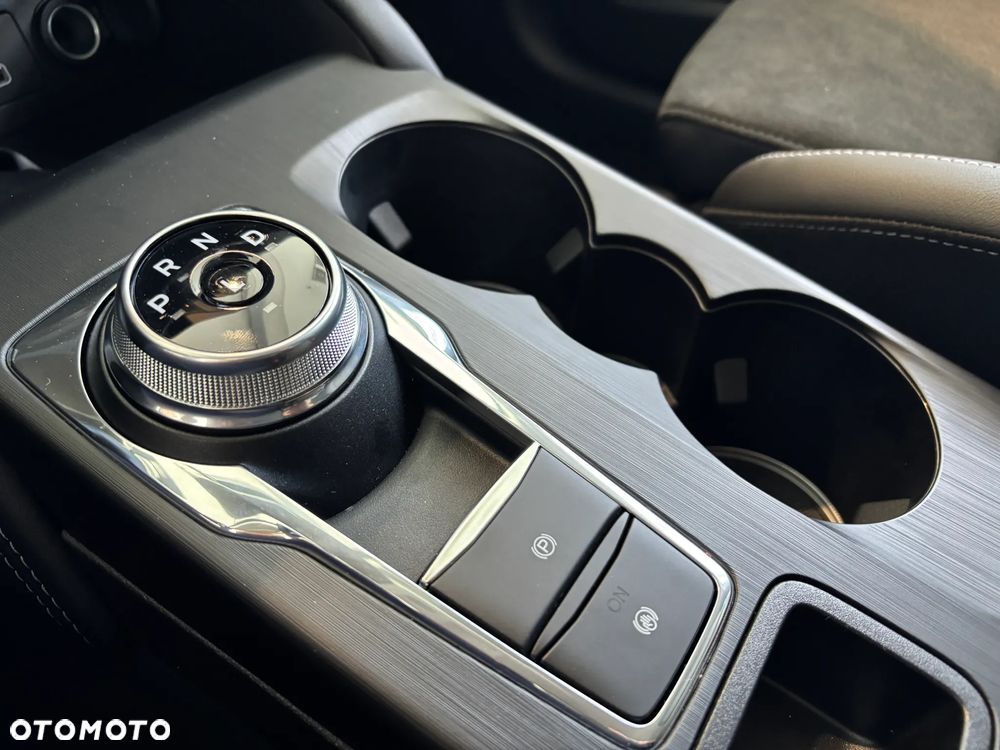 Ford Kuga - 11