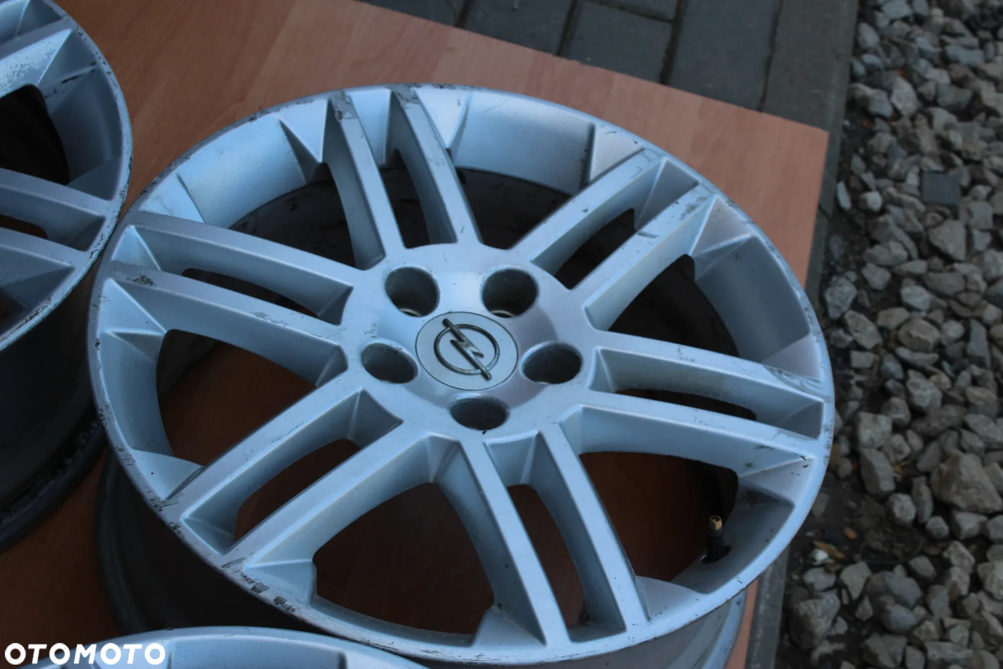 KOŁA FELGI ALUMINIOWE OPEL VECTRA ASTRA ZAFIRA SIGNUM MERIVA 17 cali 5x110 ET41 - 12