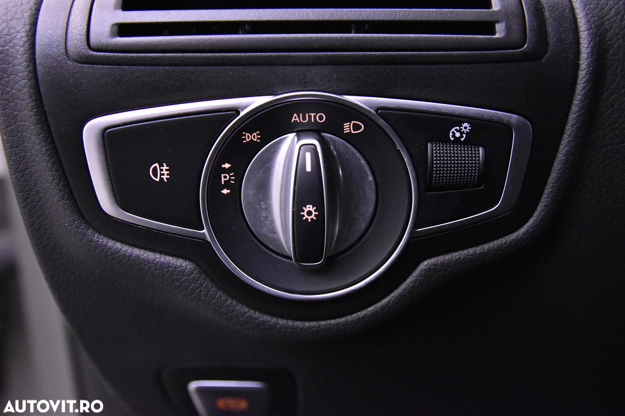 Mercedes-Benz GLC Coupe 300 e 4MATIC - 15