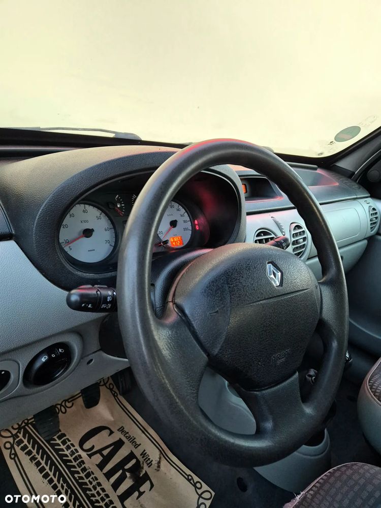 Renault Kangoo 4x4 1.6 16V Limited - 28