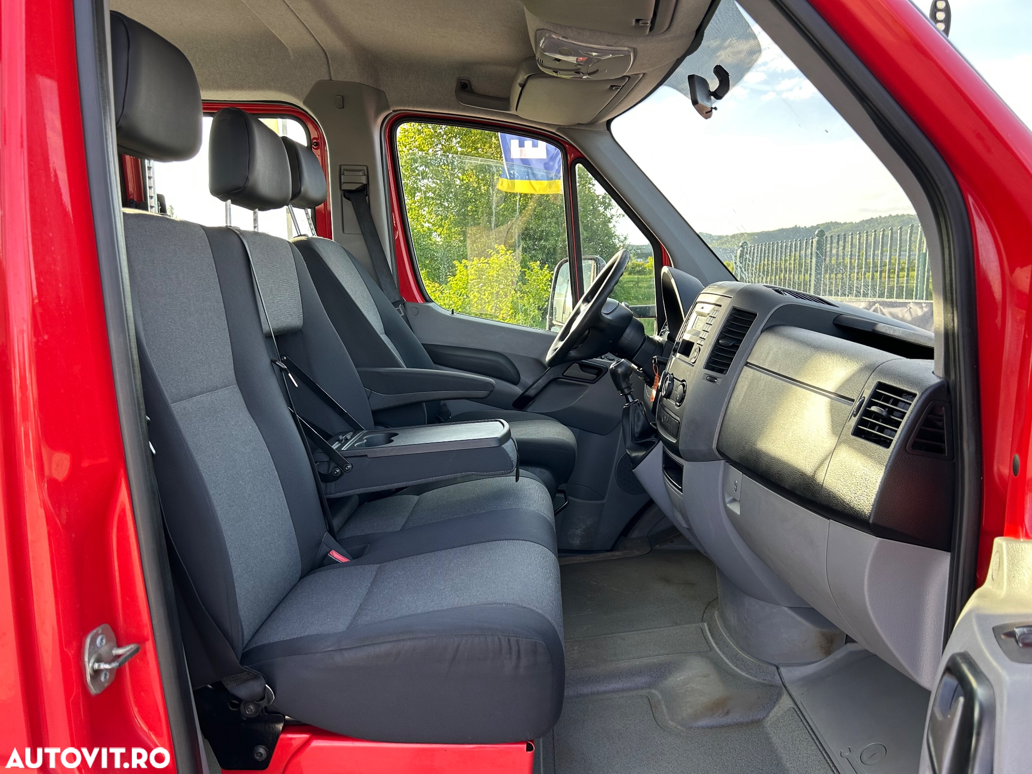 Volkswagen Crafter DOKA 7 LOCURI - 3