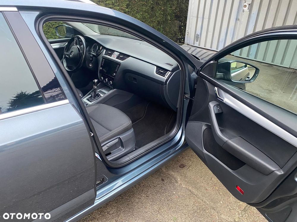 Skoda Octavia 1.6 TDI SCR Clever - 13