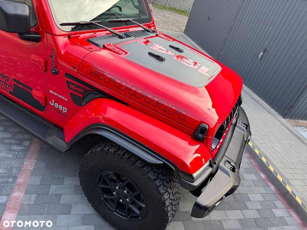 Jeep Wrangler - 33