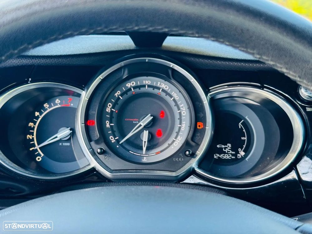 Citroën DS3 Cabrio 1.2 VTi So Chic - 19