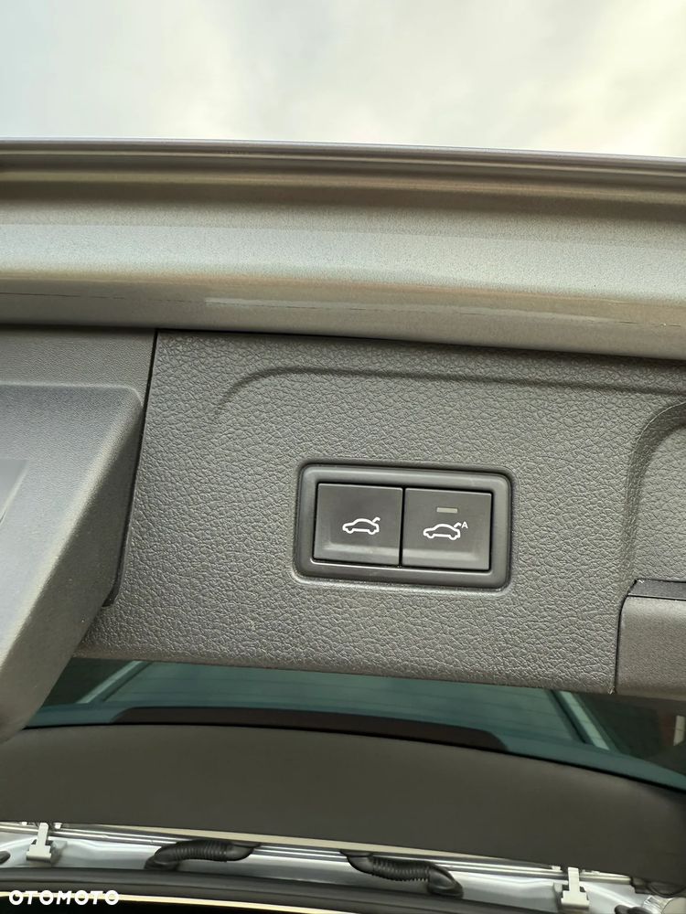 Volkswagen Passat Variant 1.8 TSI BMT Highline DSG - 30