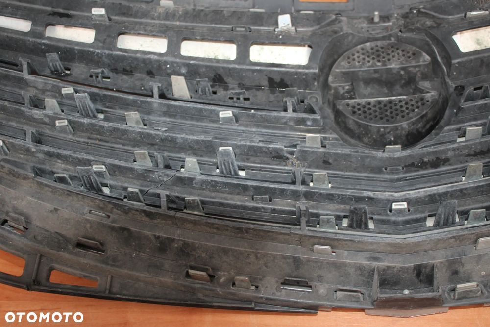 ATRAPA GRILL OPEL INSIGNIA A PO LIFT - 23