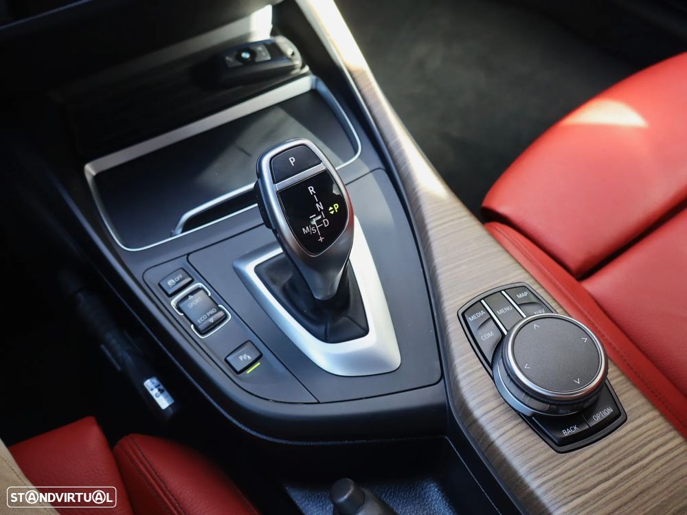 BMW 220 d Coupe Pack M Auto - 32
