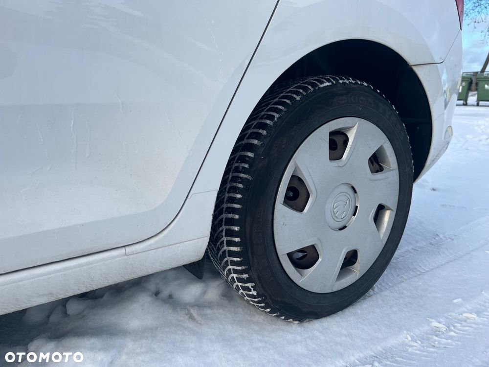 Skoda RAPID 1.6 TDI DPF Active Max - 13