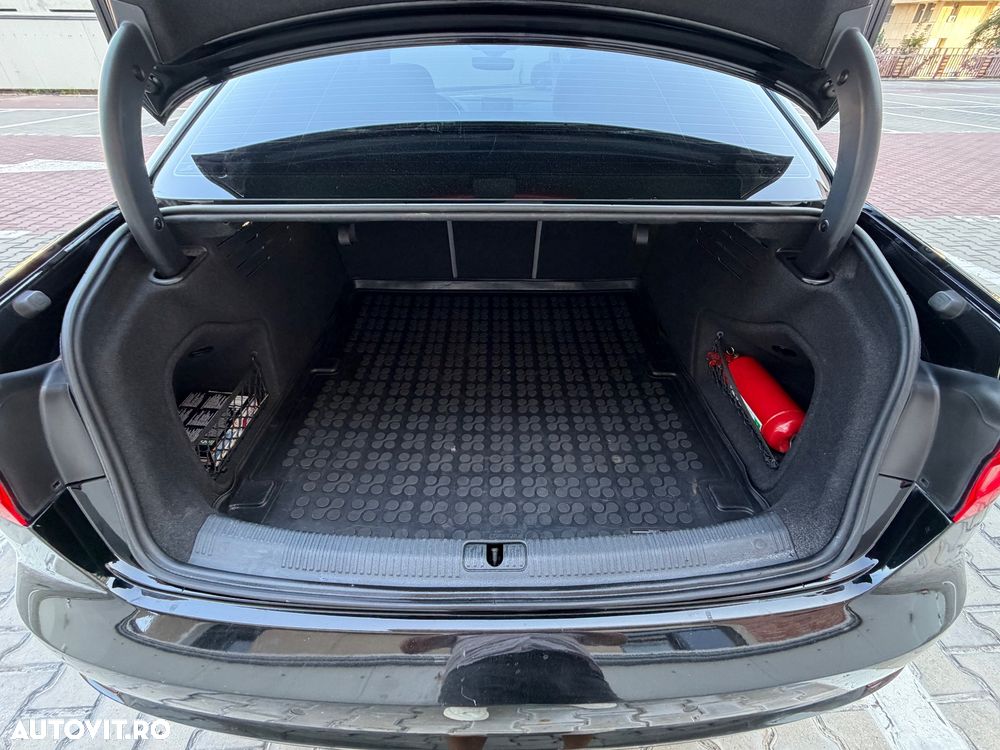 Audi A4 Limuzina 2.0 TDI S tronic - 38