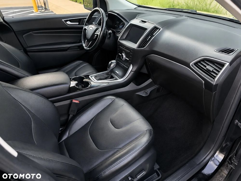 Ford Edge 2.0 EcoBlue Bi-Turbo 4x4 Titanium - 35