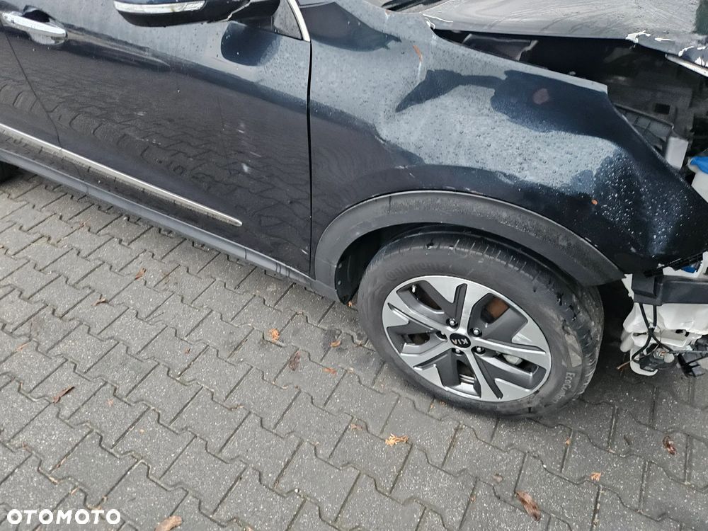 Kia Niro e-Niro 64kWh M - 9