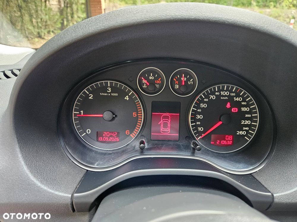 Audi A3 Sportback 2.0 TDI Attraction - 9