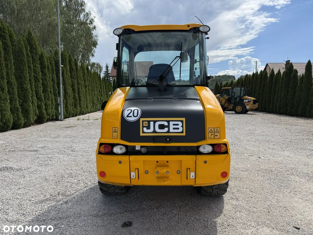 JCB 407 T4 / 2019 ROK / SILNIK 4-CYL BEZ DPF I ADBLUE / PIĘKNA / ORYGINAŁ / ZADBANA / SPROWADZONA Z NIEMIEC / MAŁE GABARYTY / SILNA / 406 408 409 60 70 M 506 509 - 7