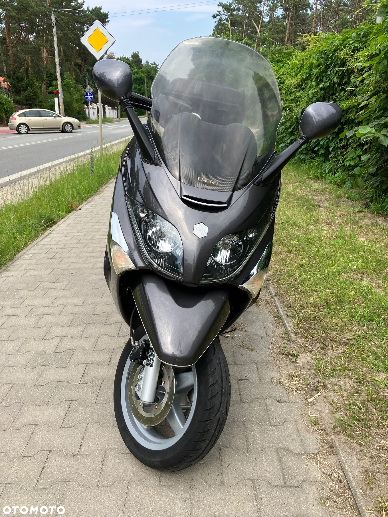 Piaggio X7 - 10