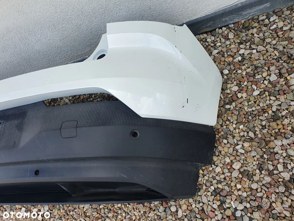 Zderzak tył tylny Volvo Ex30 rok 23- - 5