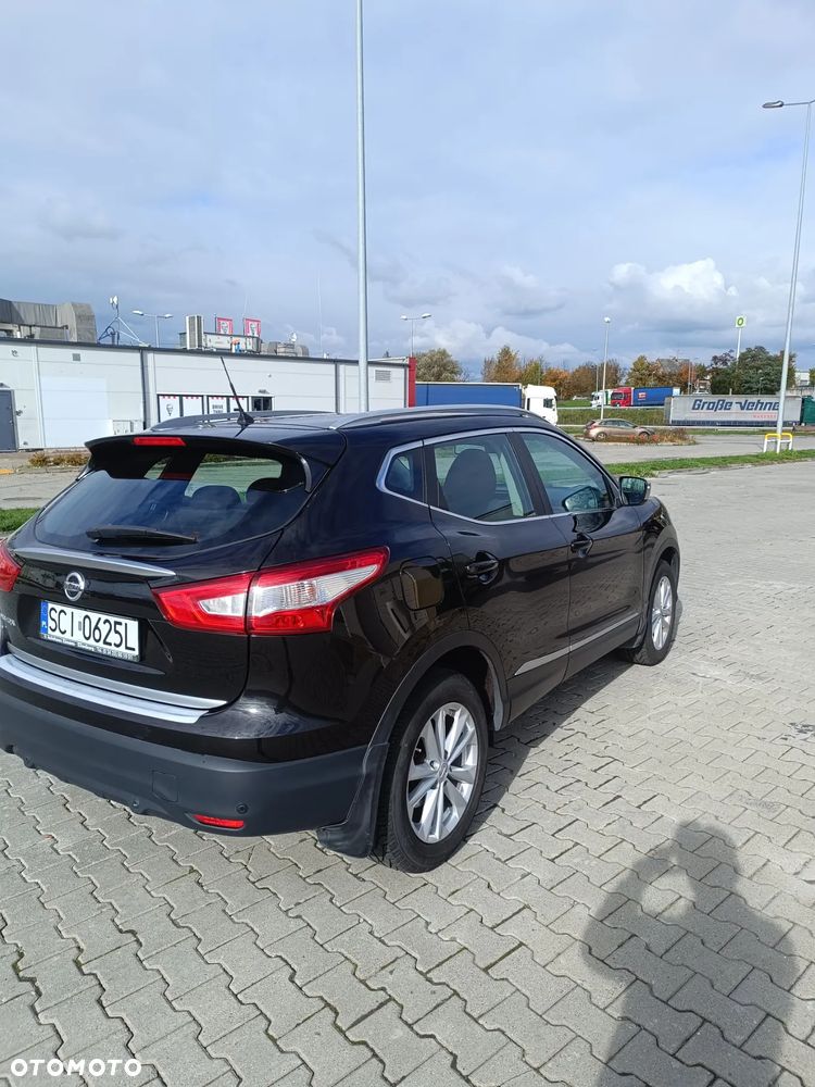 Nissan Qashqai 1.6 DCi N-Connecta Xtronic EU6 - 3