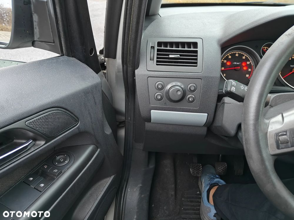 Opel Zafira 1.8 Family Plus - 34