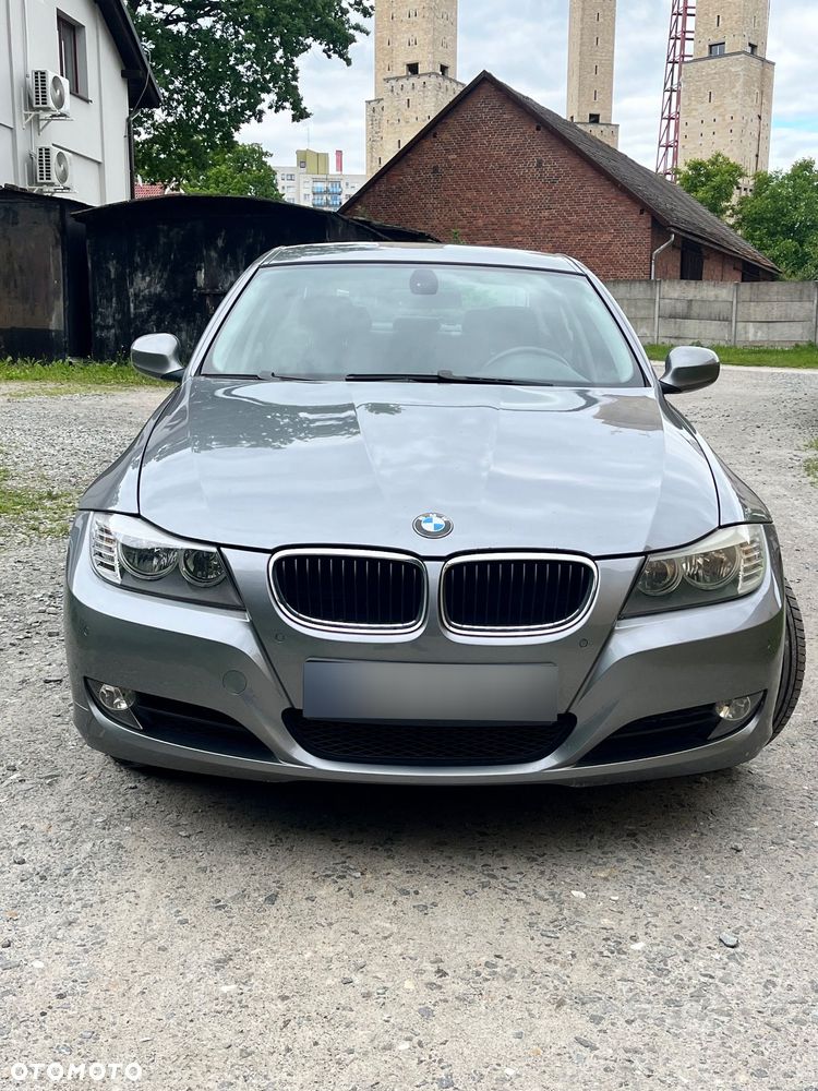 BMW Seria 3 318d DPF Edition Lifestyle - 3