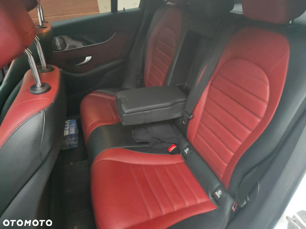 Mercedes-Benz GLC AMG 43 4Matic 9G-TRONIC - 9