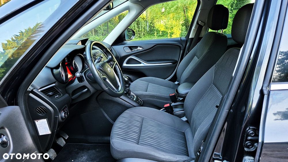 Opel Zafira 1.4 T Cosmo EU6 - 32