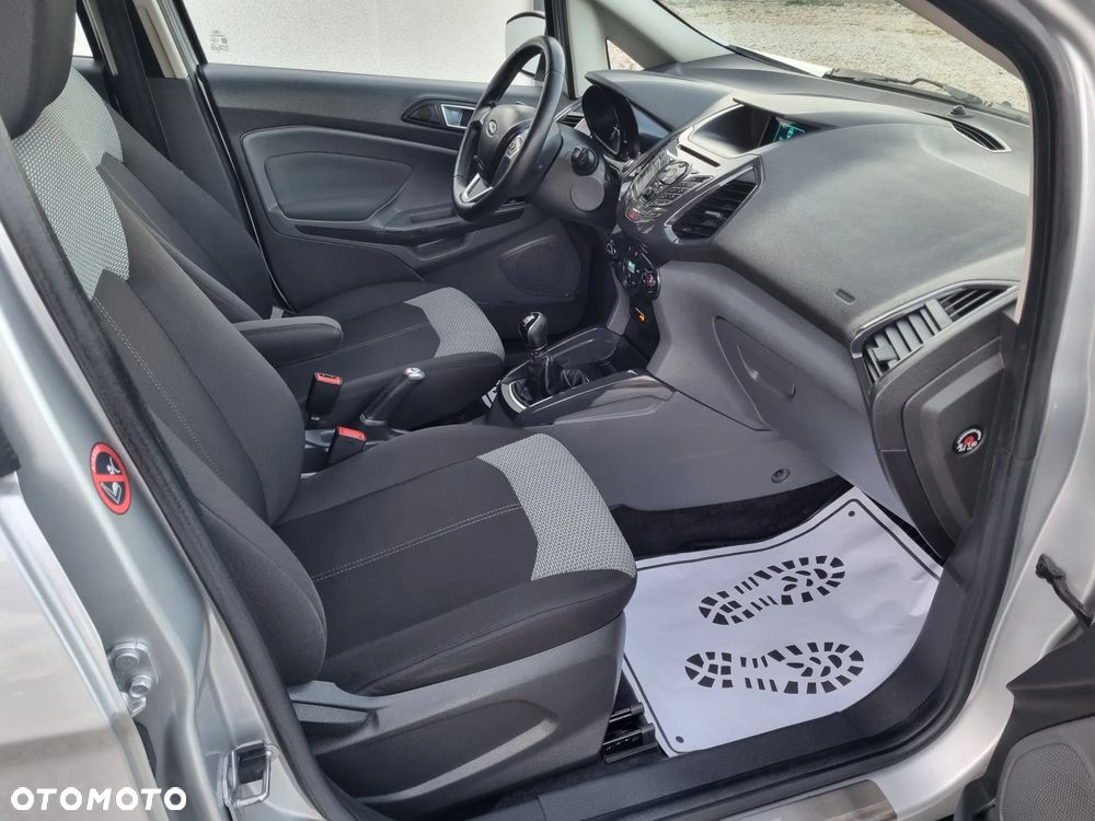 Ford EcoSport 1.5 TDCi TITANIUM - 9