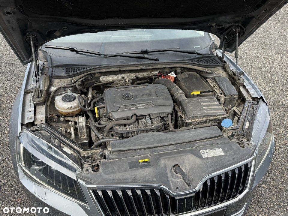 Skoda Superb 2.0 TSI L&K DSG - 40