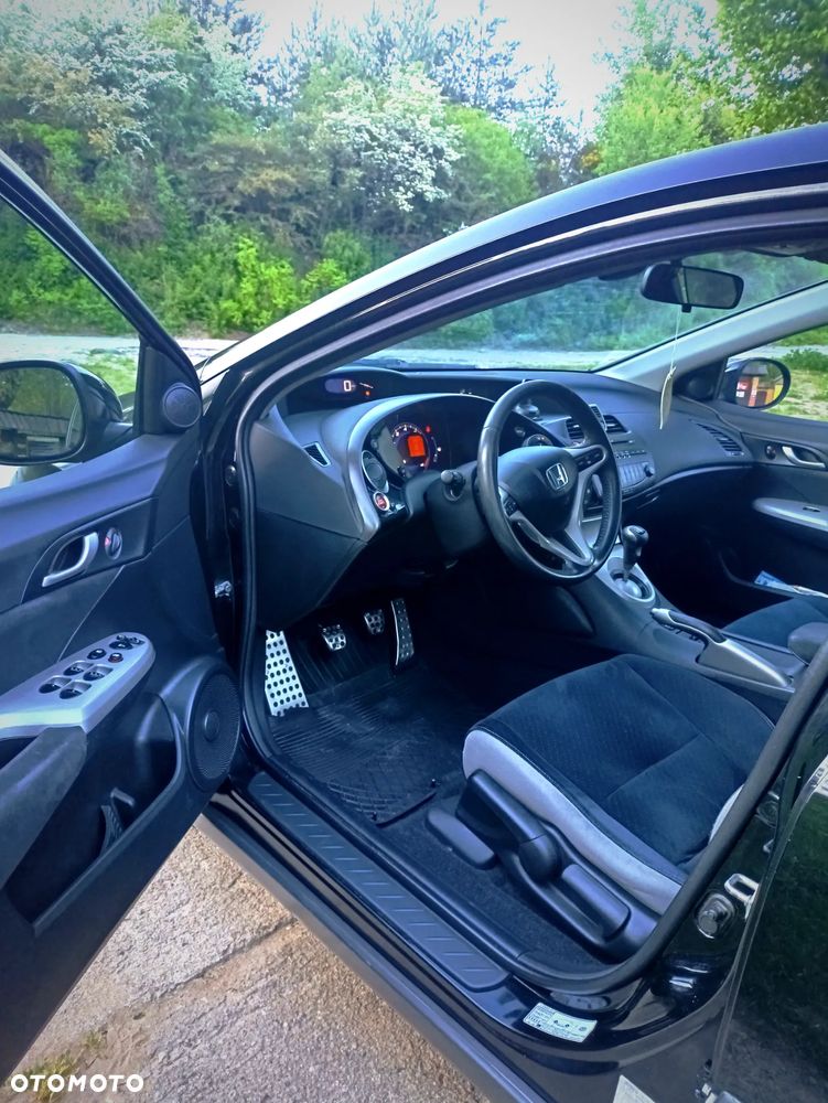 Honda Civic 1.8 Sport - 6