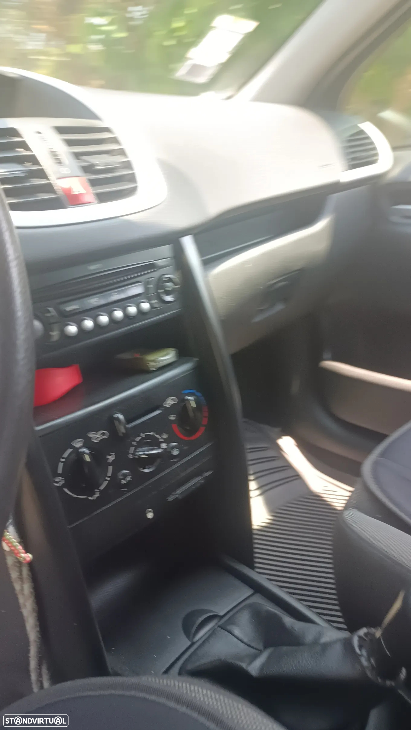 Peugeot 207 1.4 16V Open - 12