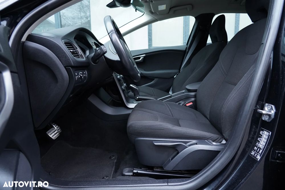 Volvo V40 D2 Aut. Summum - 8