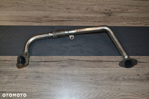 AUDI A4 B8 A5 A6 C6 Q5 2,0 TDI RURKA EGR 03L131521AD