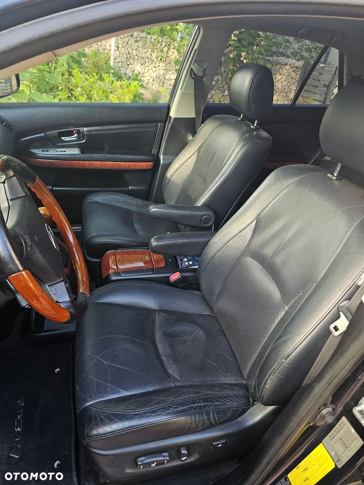 Lexus RX Lux - 15