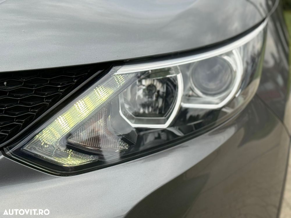 Nissan Qashqai 1.6 DCI Start/Stop N-Connecta - 28
