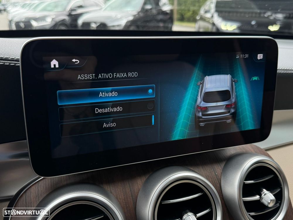 Mercedes-Benz GLC 300 d 4Matic - 48